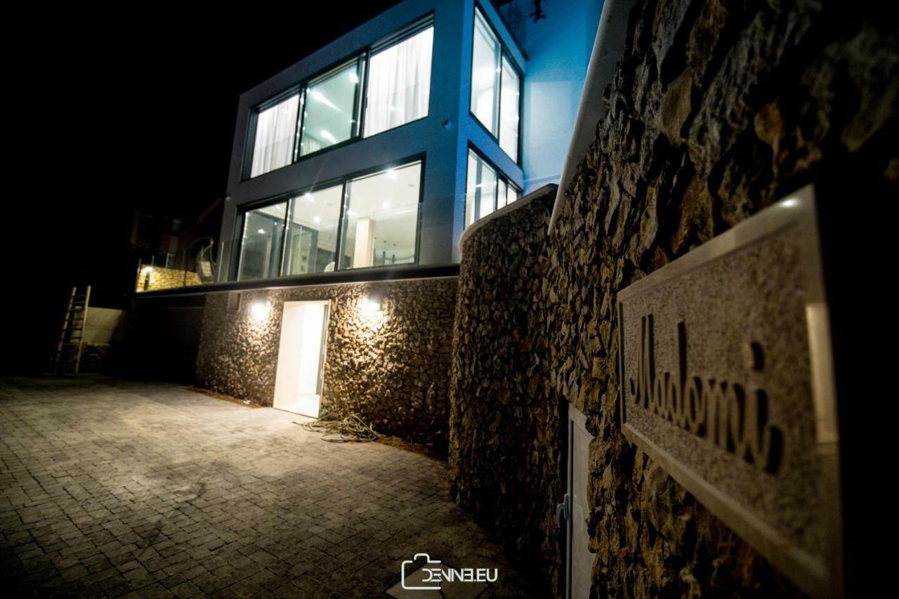 Villa Madomi Kustići Eksteriør bilde